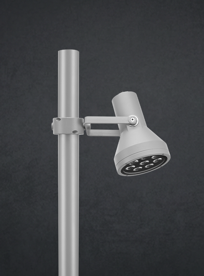 SINGLE FLASH POLE MAXI