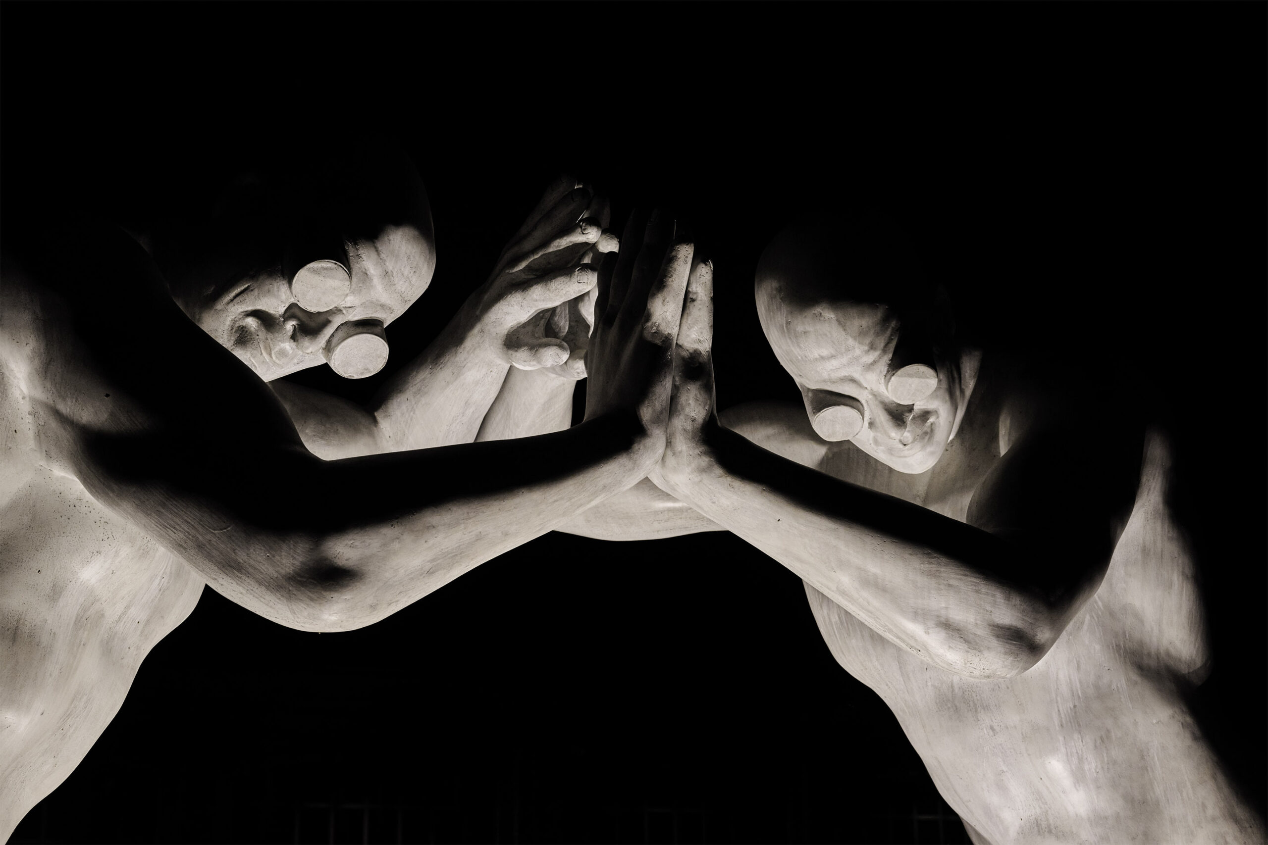 Shaping light, sculpting art: a dialogue at Fabbrica del Vapore